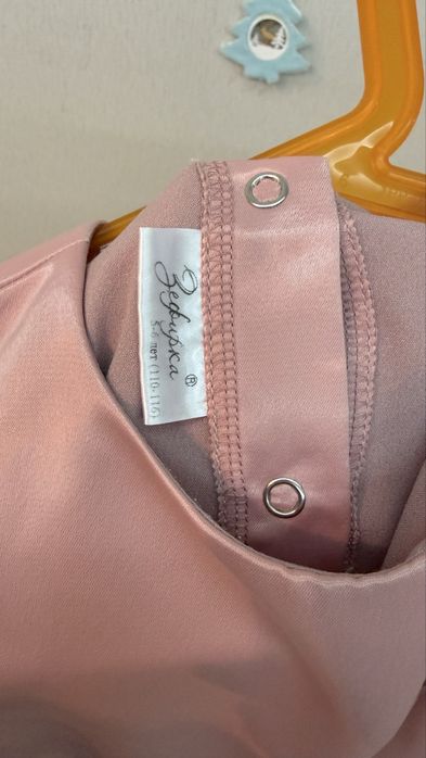 Продам детские платья нардяные