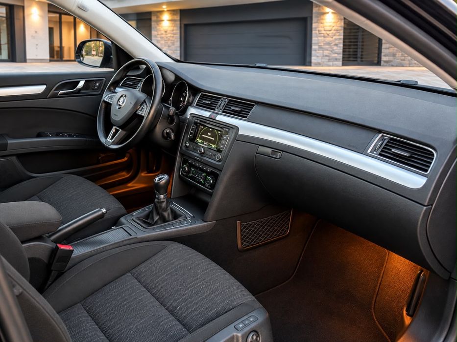 Skoda Superb Elegance•2.0 170 Cp•Xenon•Navi•Led