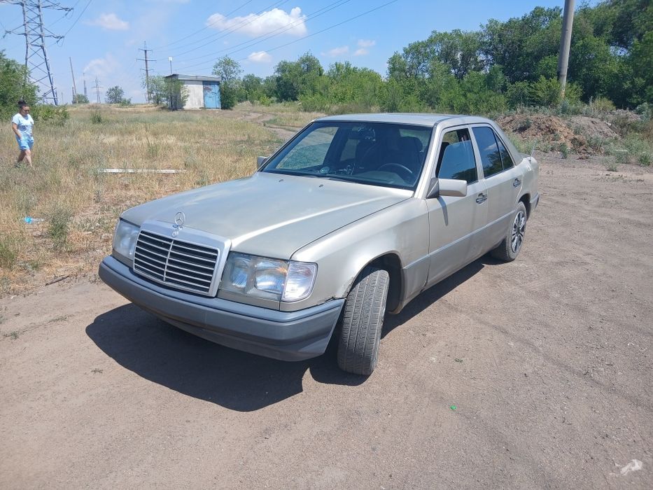 Mercedes Benz w124
