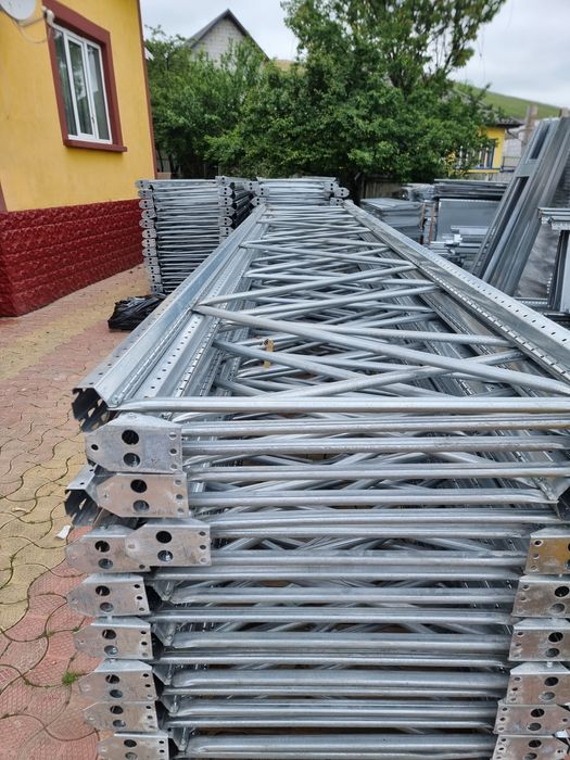 Rafturi metalice industriale reglabile la cela  mai bună preț