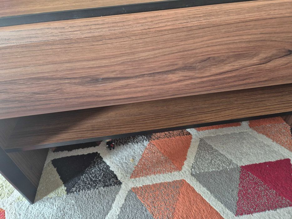 ТВ шкаф и холна маса  Sosono