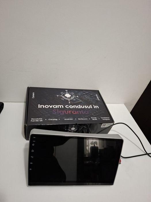 Navigator GPS pentru Opel