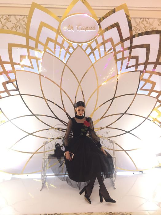 Платье черное на выход