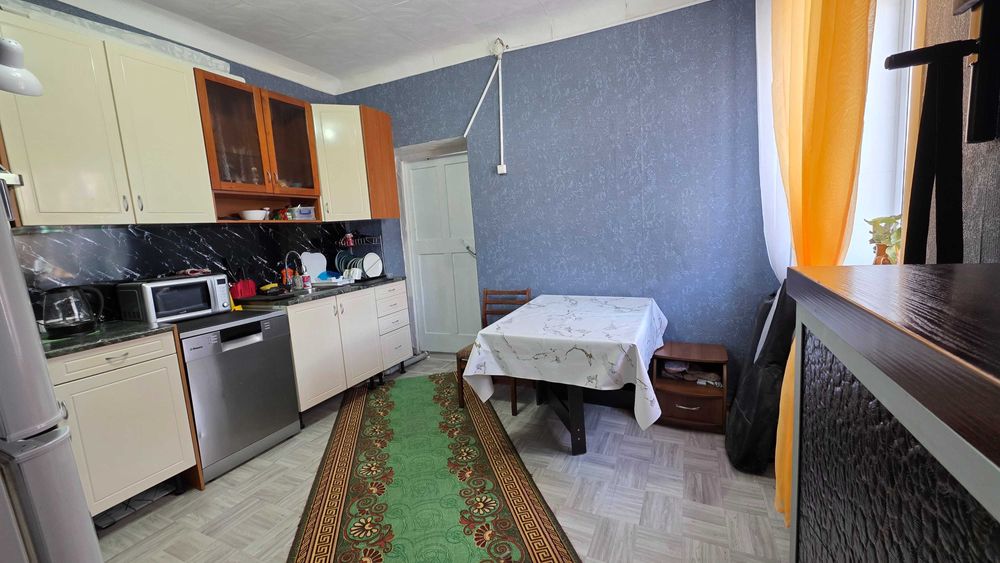 Продам дом в Шахтерском посёлке.