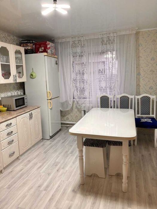 4 комнатный Дом. с. Бесколь.
