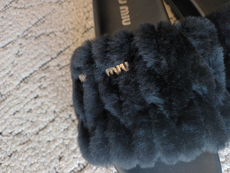 Miu Miu чехли два модела