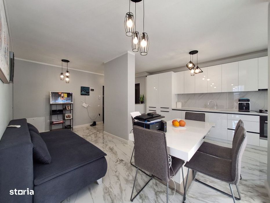 Apartament cu 2 camere, 55 mp, balcon, zona Eroilor — fotografia 1