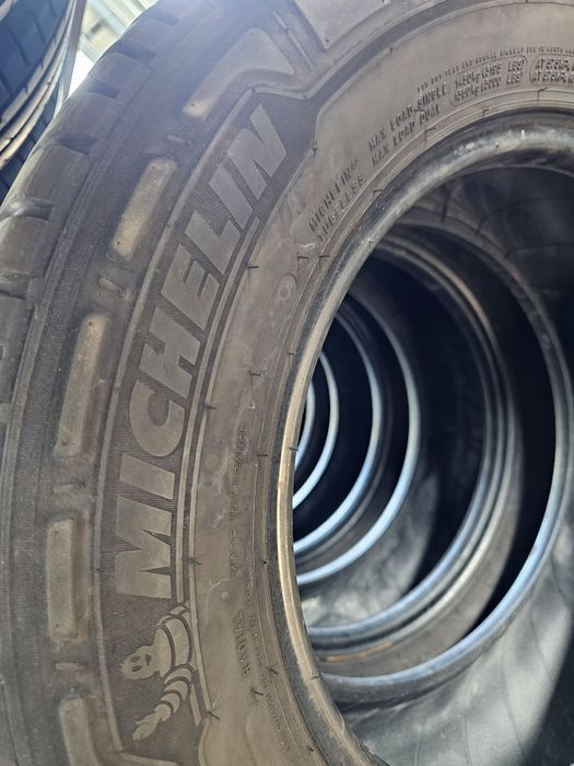 235/65R16 C Michelin DOT 2023