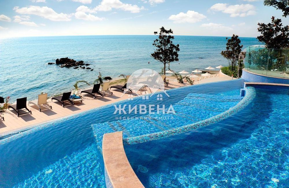 3-стаен в Варна, област-м-т Кабакум площ 100