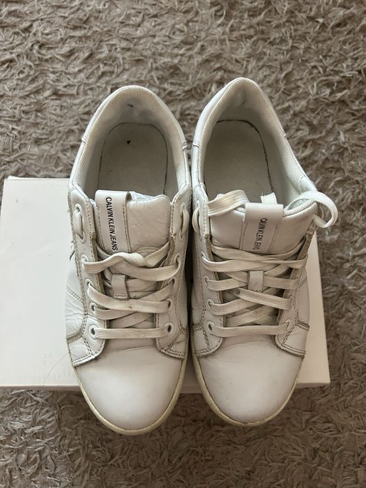 Calvin Klein обувки