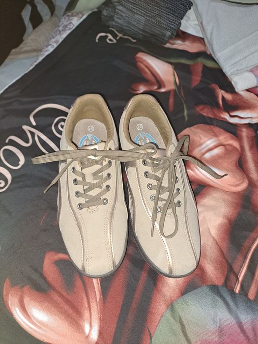 Спортни обувки, нямат забележки,#37