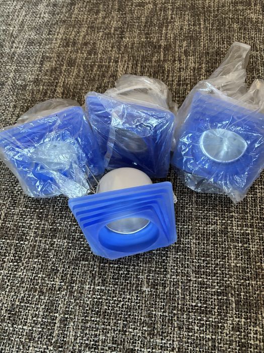 Светильники софиты -4 шт цвет синий