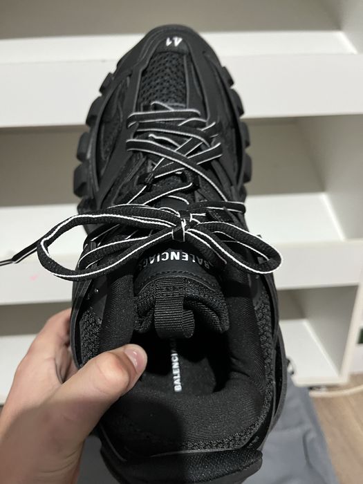 Vând Balenciaga Track full black noi