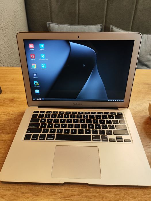Macbook air 2017 Linux