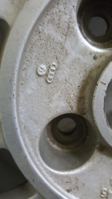 Джанта 13 ауди vw 4х100 с нова гума 175 70 13