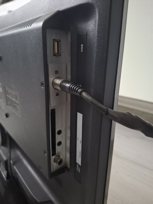 Televizor Led  Canox 21 inch (55 cm ) model DVB -821510