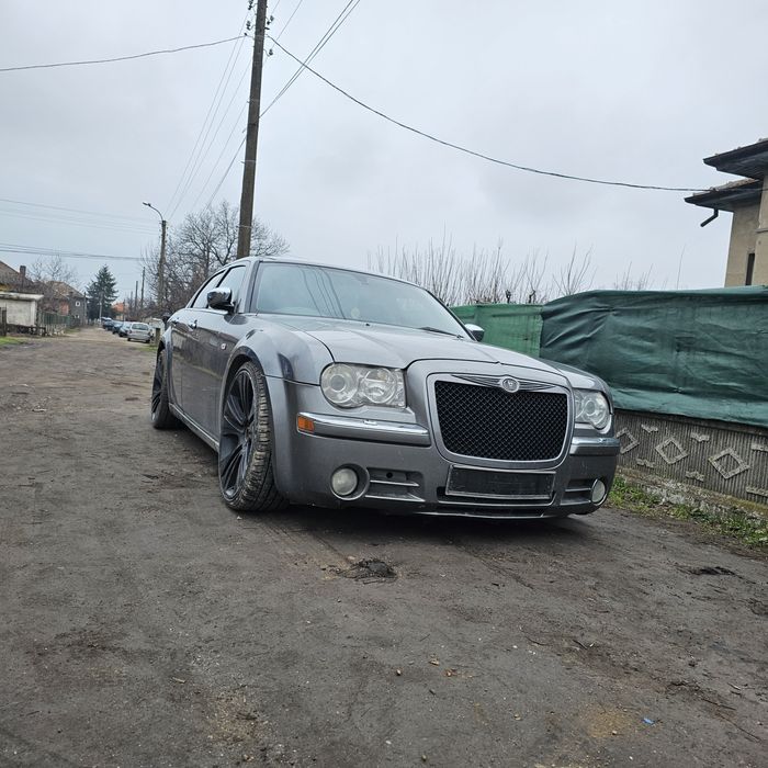 CHRYSLER 300C CRD 2006г НА части само.