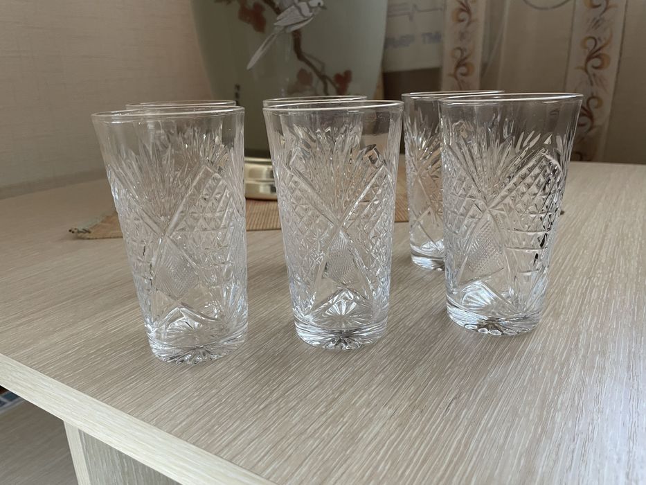 Хрустальные рюмки,стопки,стаканы.