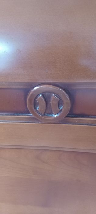 Продам спальный гарнитур без шкафа