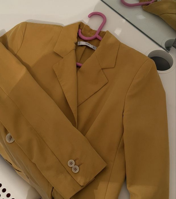 Классический/casual пиджак из Mango