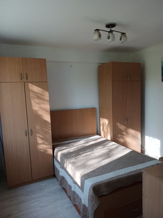 Închiriez apartament 2 camere Brazda