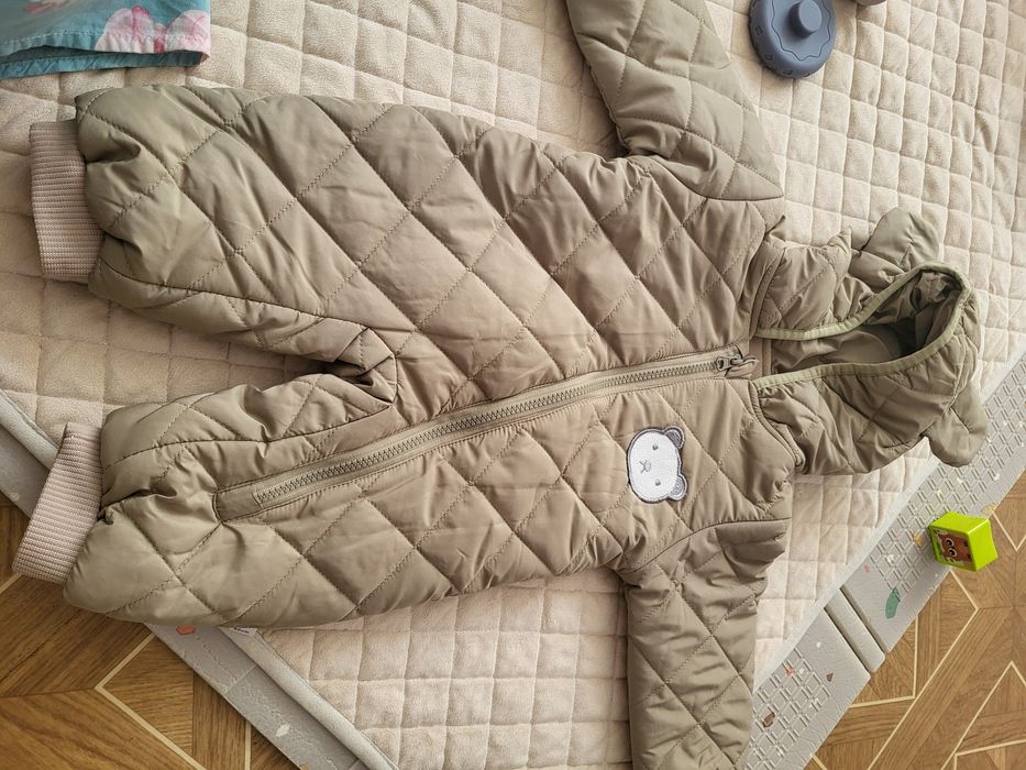 Оддам  даром детские вещи