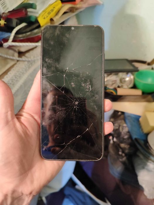 Мобильный телефон