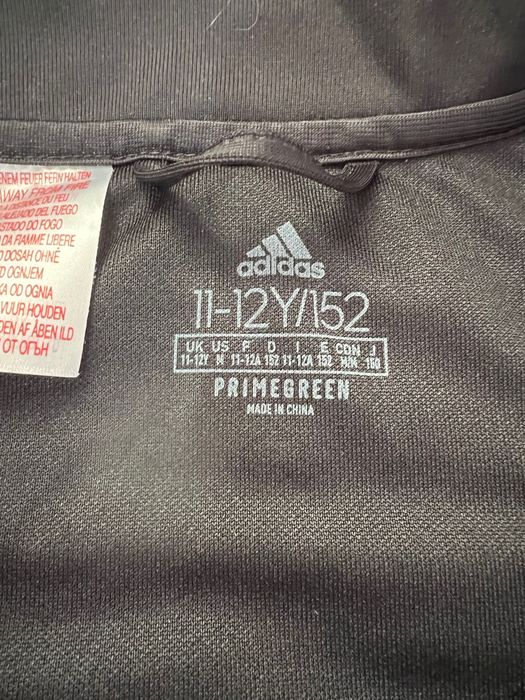 Оригинално детско спортно горнище Adidas, черно, размер 152