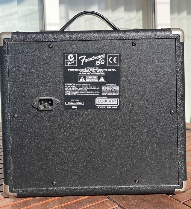 Продава 15-ватов  усилвател за китара Fender 15G („кубе“) .60 €