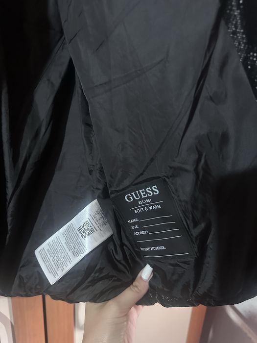 Зимно яке Guess