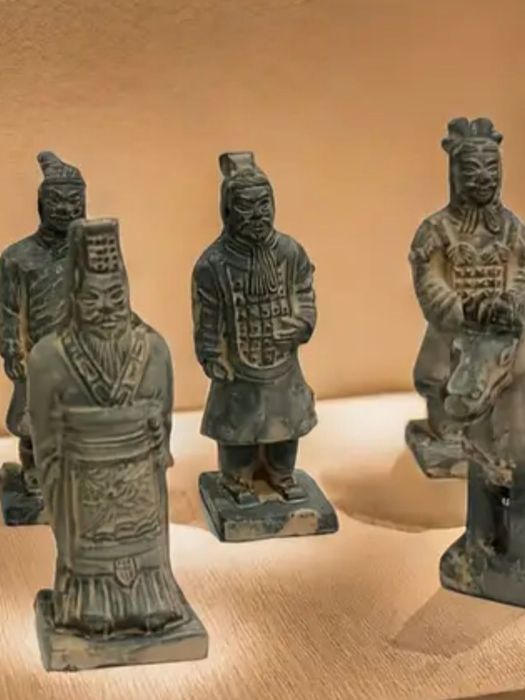 Soldati din teracota