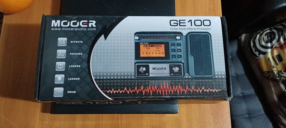 Гитарный/бас гитарный процессор mooer ge100