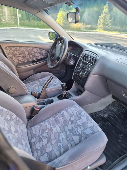 Продам тойота авенсис