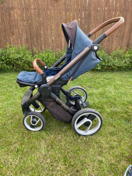 Carucior 3 in 1 Mutsy Evo navy blue