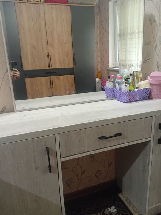 Mebel dlya spalniy I trimo