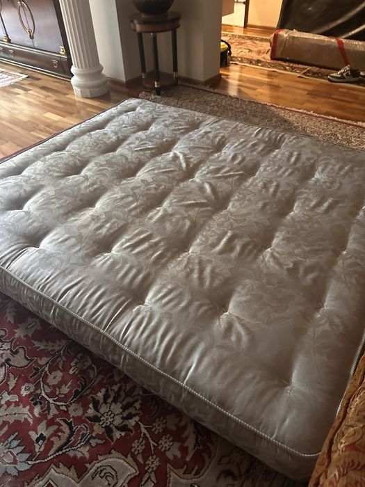 Продам кровать 160/200