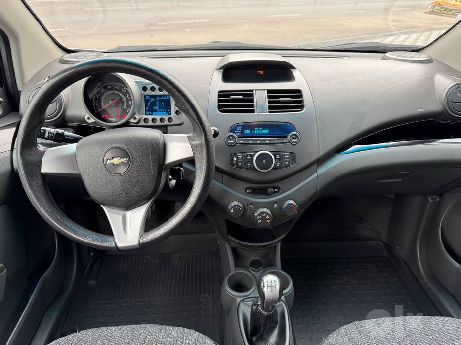 Chevrolet spark sotiladi