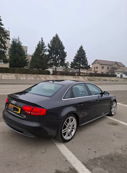 Dezmembrez Audi A4 B8 2.0 CAHA 170 cai quattro 4x4 manuala 3x S-line