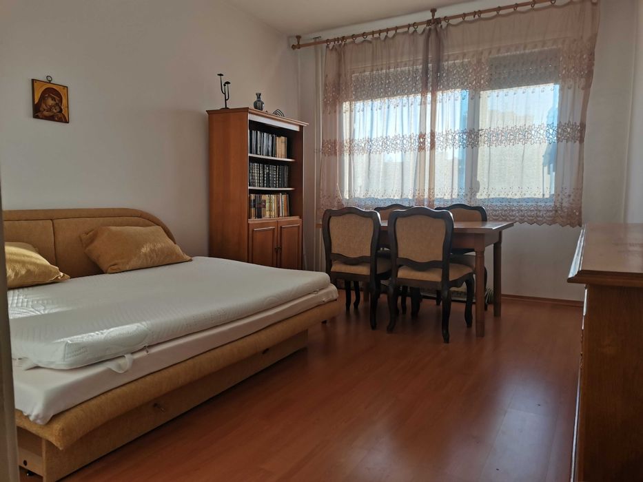 Дава се под наем Двустаен апартамент в Бургас, Славейков - 60 кв.м за 300 € - Снимка #3