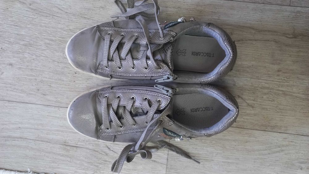 Кросовки для девочек