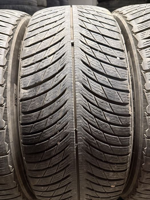 Michelin 235/50/19