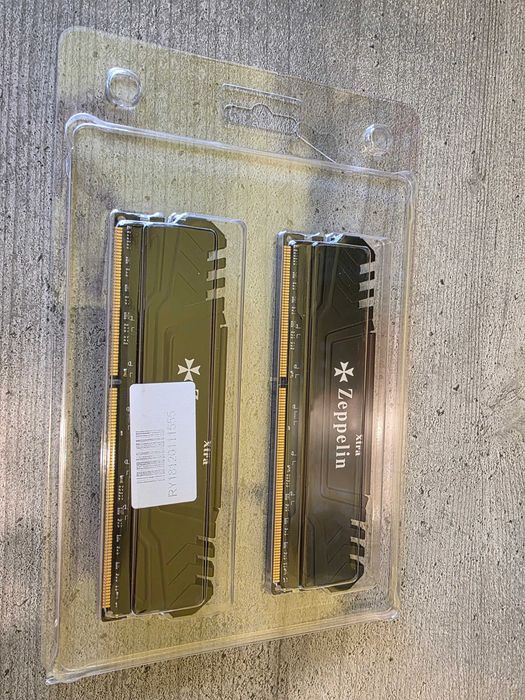 Kit Rami 16GB (2x8GB) DDR3 1600MHz Zeppelin