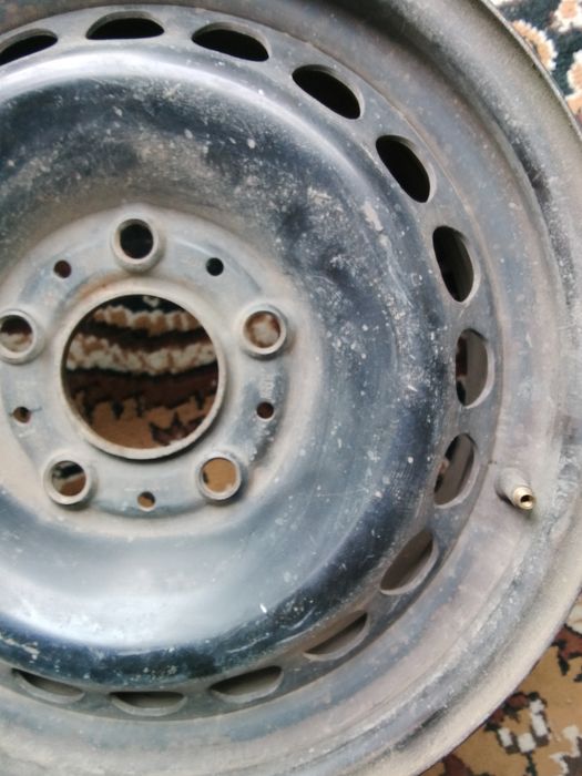 Продам диски на 15 в отличном состоянии