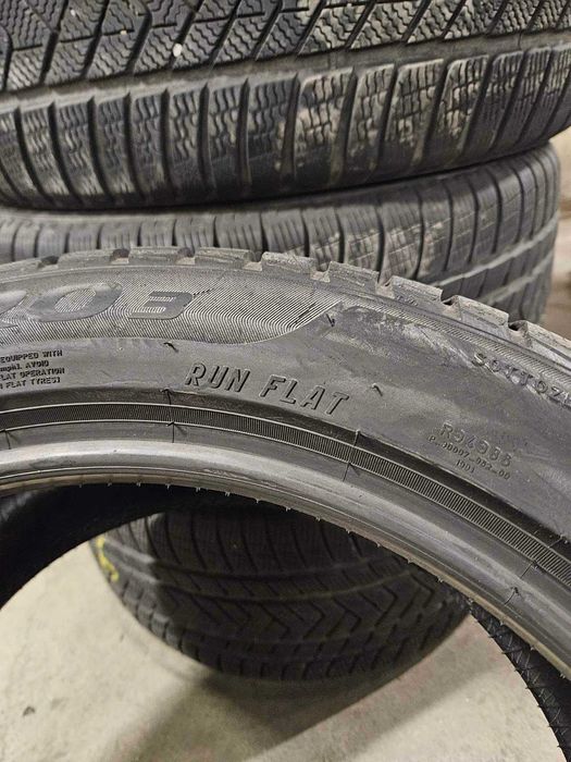 275/40R19 PIRELLI Winter Sotto Zero3 ROF 2бр. нови зимни гуми