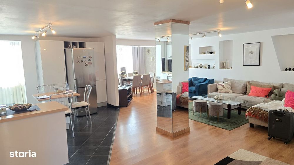 Vand apartament 3 camere decomandat Deva, Dorobanti, etaj 1, mobilat