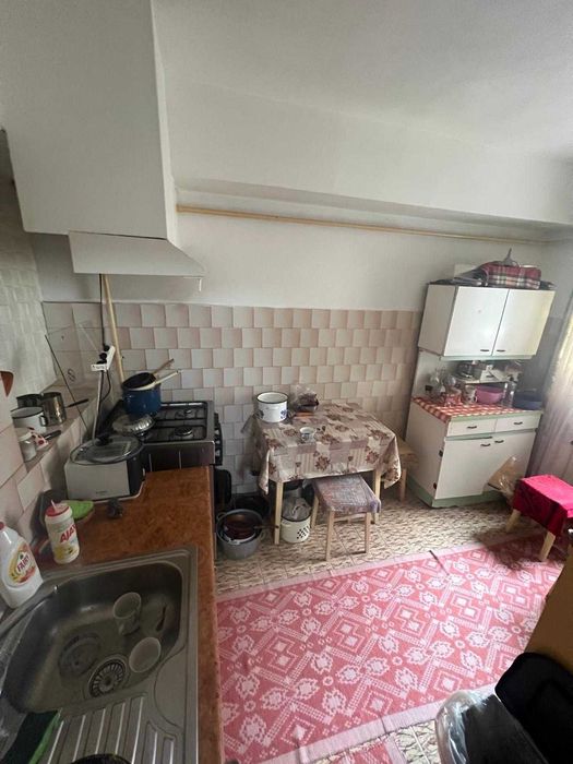 Vanzare apartament 4 camere