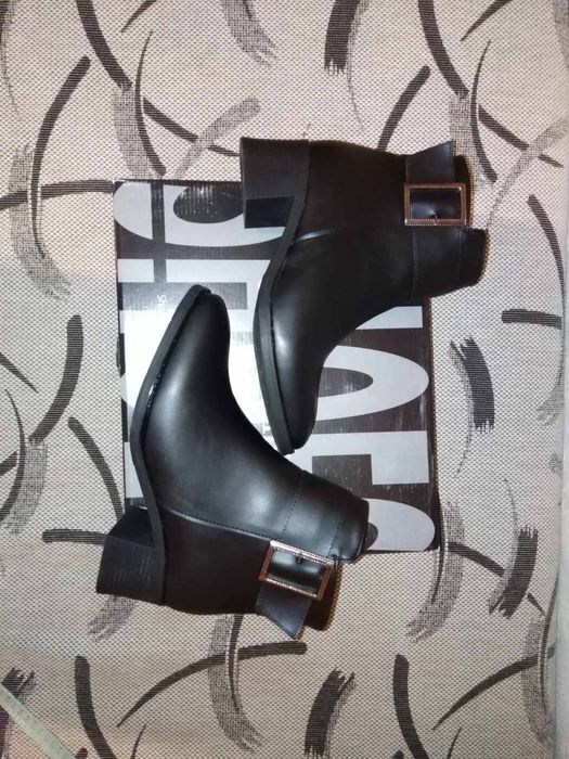 Дамски боти Дамски обувки