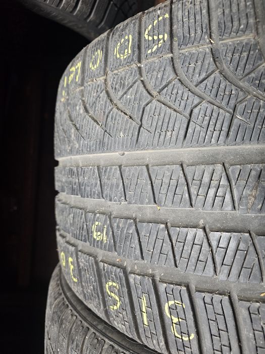 315 30 21 m+s pirelli
