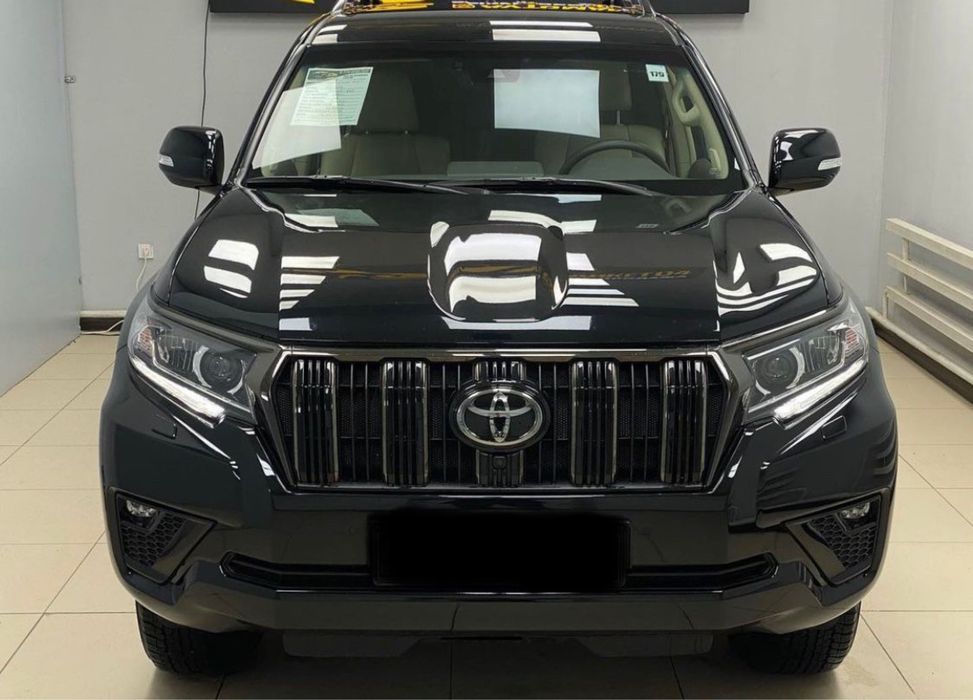 Land Cruiser Prado 150.