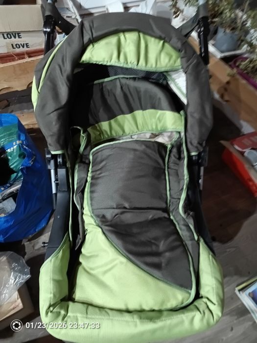 Продавам бебешка количка